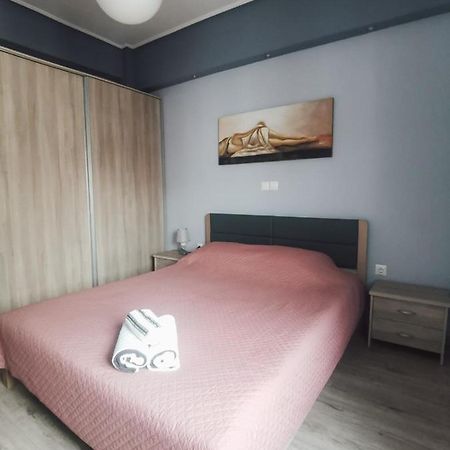 Efrosini'S By The Sea Apartment Chalkís Esterno foto