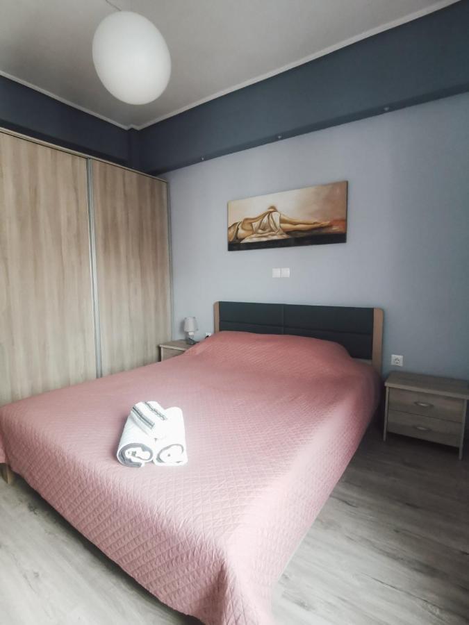 Efrosini'S By The Sea Apartment Chalkís Esterno foto