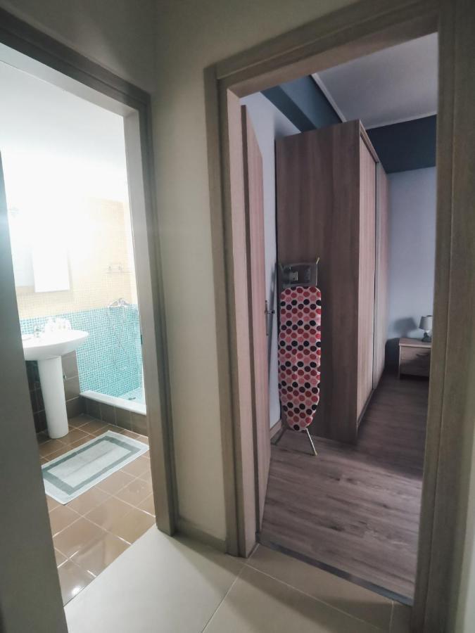 Efrosini'S By The Sea Apartment Chalkís Esterno foto